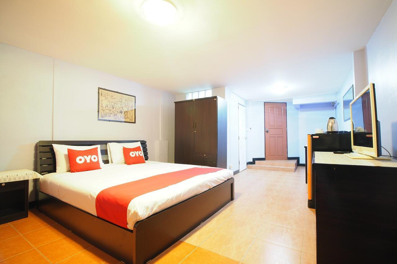 Oyo 963 Sunshine Guesthouse Паттая Екстер'єр фото